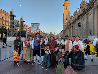 OFRENDA DE FLORES GRUPO LOS PUEYOS